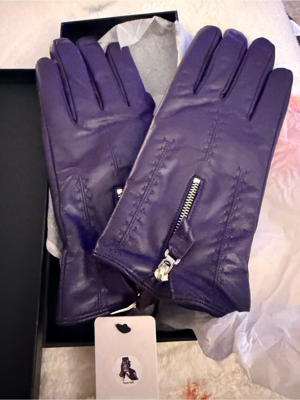 Kayla Hanson Fine Leather Touchscreen gloves